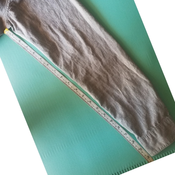 • SOLD • Patagonia Gray Dress Shirt - Picture 7 of 9